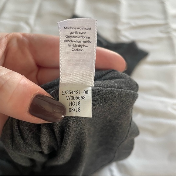 Athleta Tank Top Women's Small Gray Heather High Round Neck Sleeveless Athletic - Picture 4 of 5